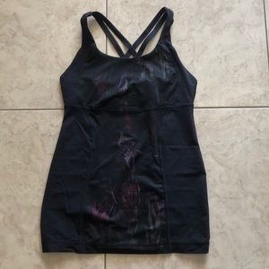 Lululemon top - black size 6